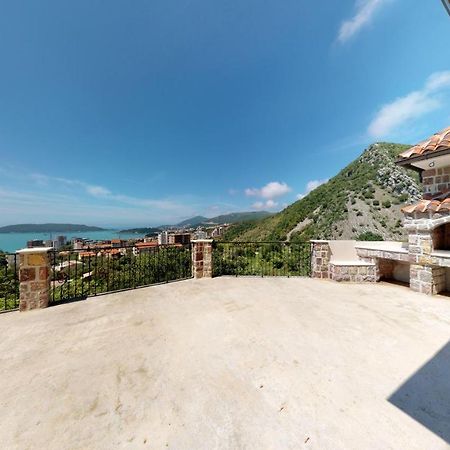 Luka Villa Becici  Exterior photo