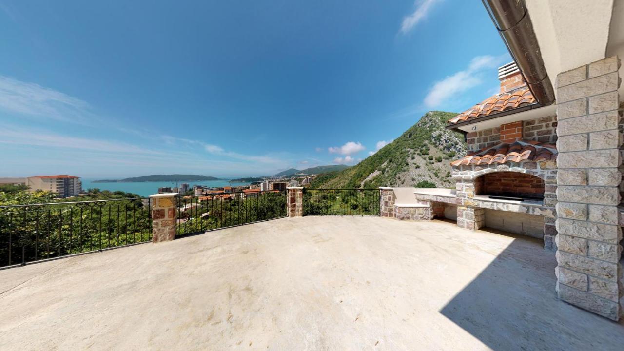 Luka Villa Becici  Exterior photo